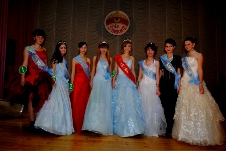 В рамках мероприятий ко Дню Матери в Яльчикском районе состоялся конкурс красоты и таланта